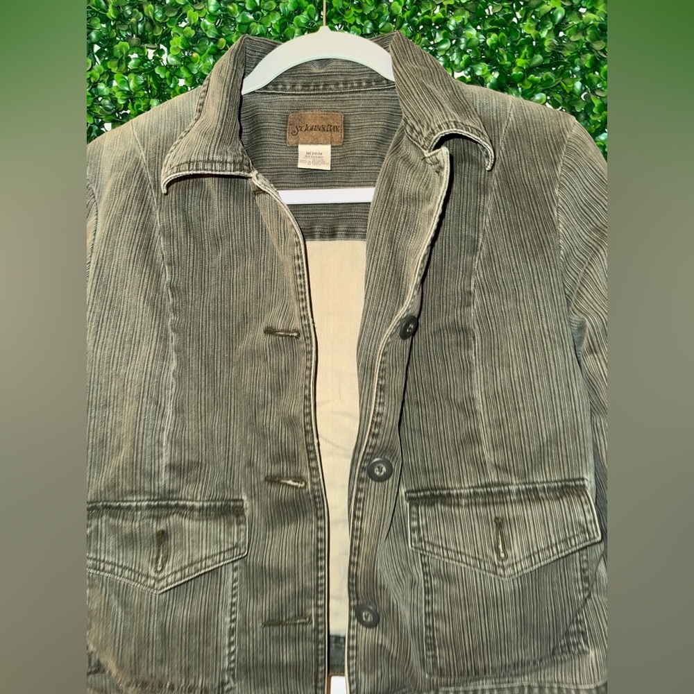 Stylish Olive Green Jacket - Picture 2 of 10